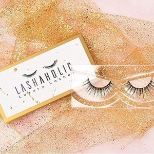 ✨NIB✨ Lashaholic Luxury Lashes Basic B Collection - Instaglam